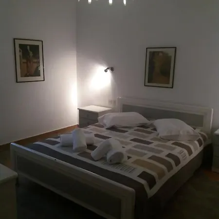 Dimosthenis Karastamatis Pensión